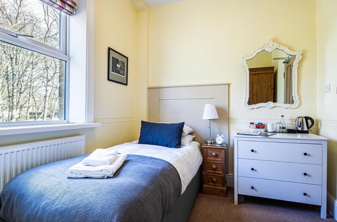 Fountains Guest House - Harrogate Stays מראה חיצוני תמונה