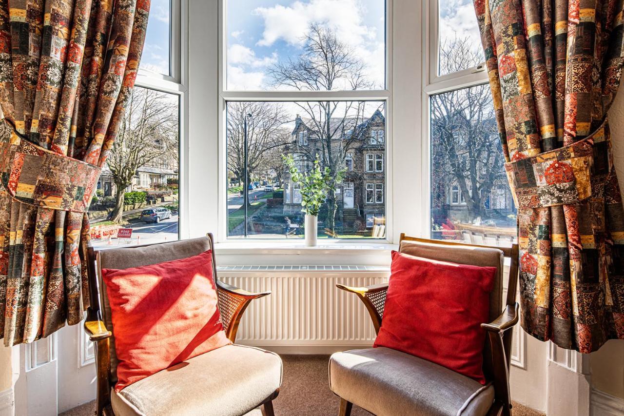 Fountains Guest House - Harrogate Stays מראה חיצוני תמונה