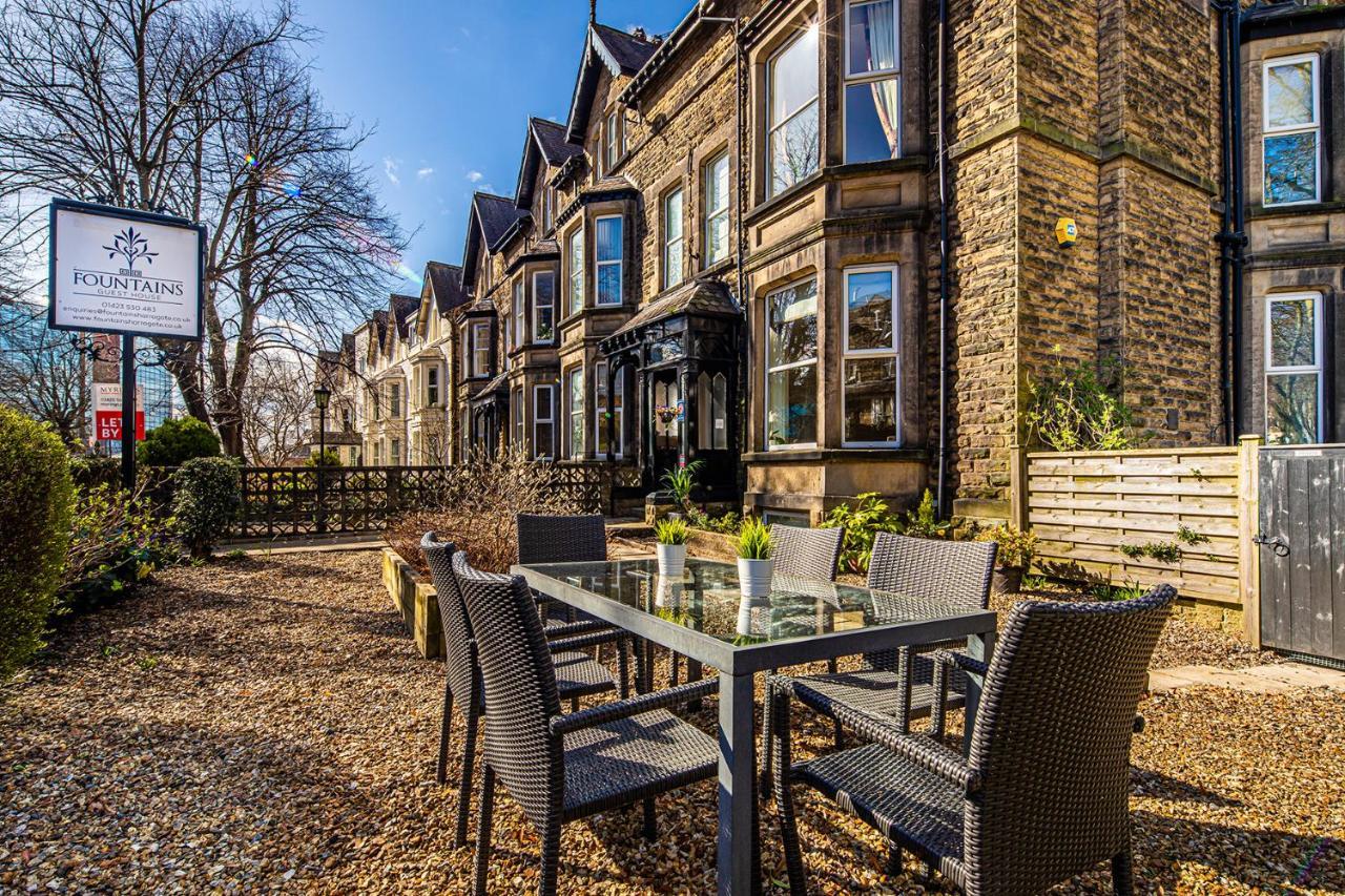 Fountains Guest House - Harrogate Stays מראה חיצוני תמונה