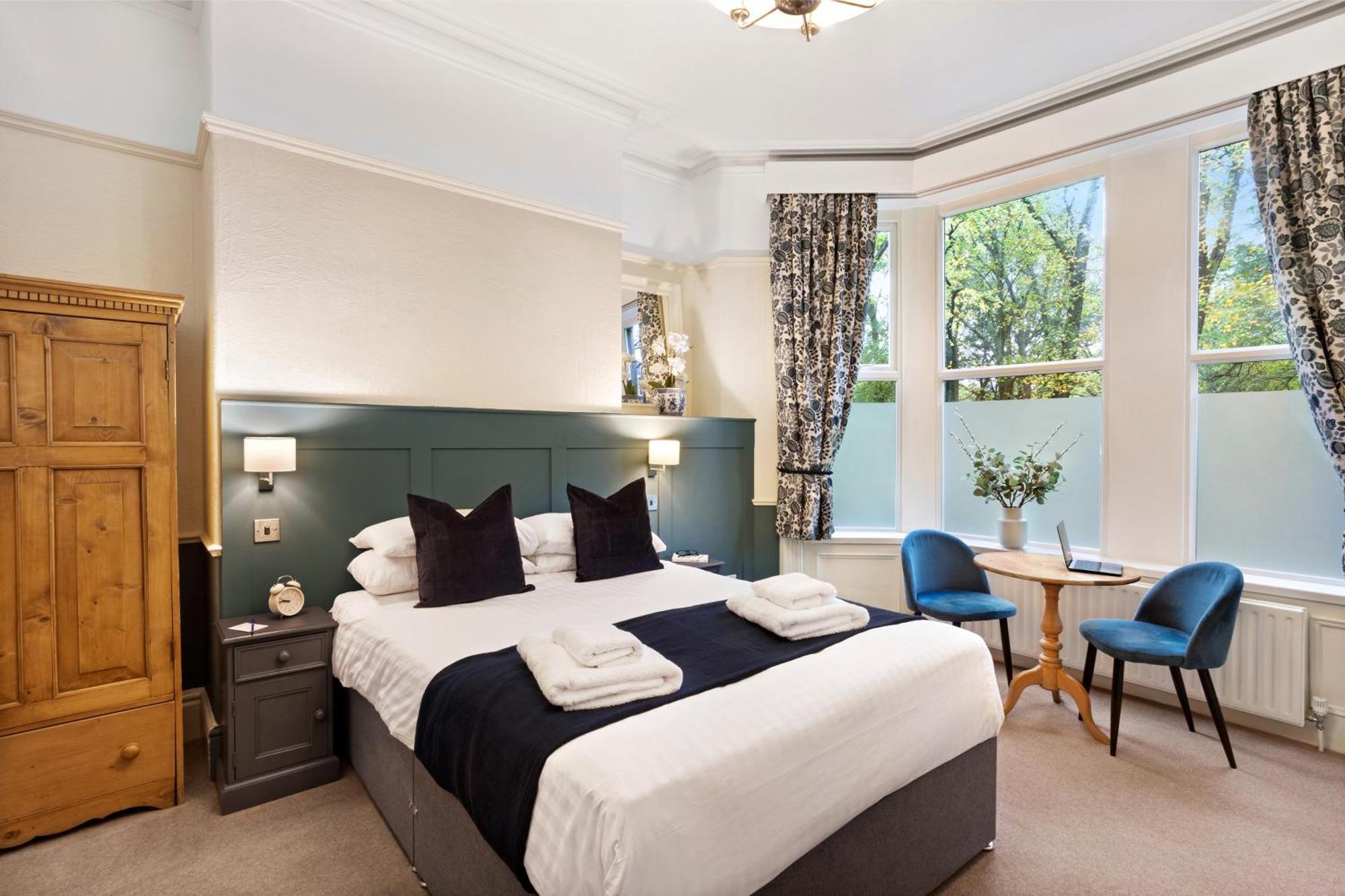 Fountains Guest House - Harrogate Stays מראה חיצוני תמונה